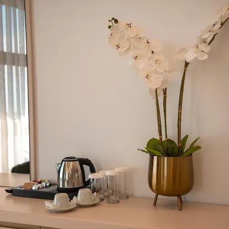 Tanushaj Beach Resort Hotel