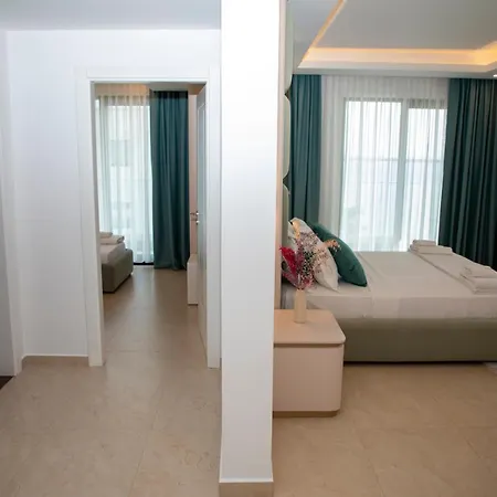 Tanushaj Beach Resort Hotel 4*