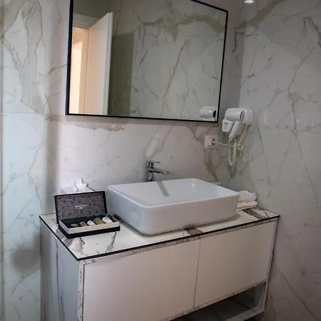 Tanushaj Beach Resort 4*