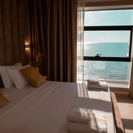 Hotel Tanushaj Beach Resort 4*