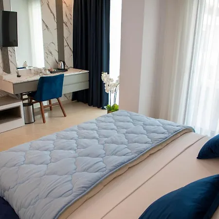Tanushaj Beach Resort 4*