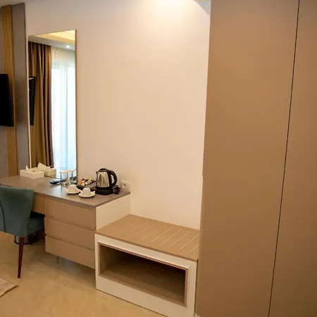 Tanushaj Beach Resort 4* Shengjin